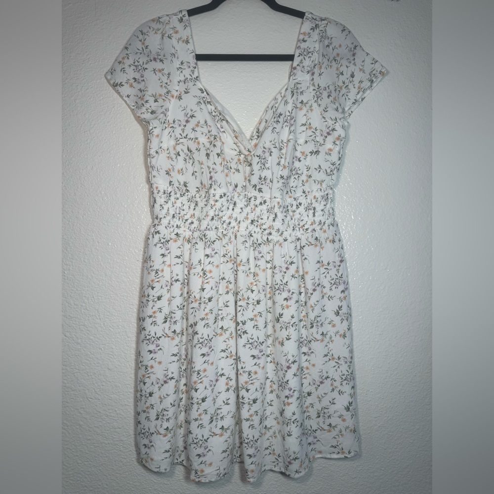 American Eagle Outfitters White Floral V-Neck cut out top, Mini Dress